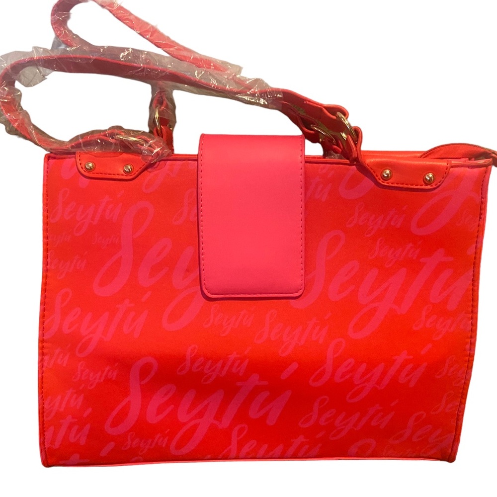 NWOT Hot Pink Seytu’ Purse